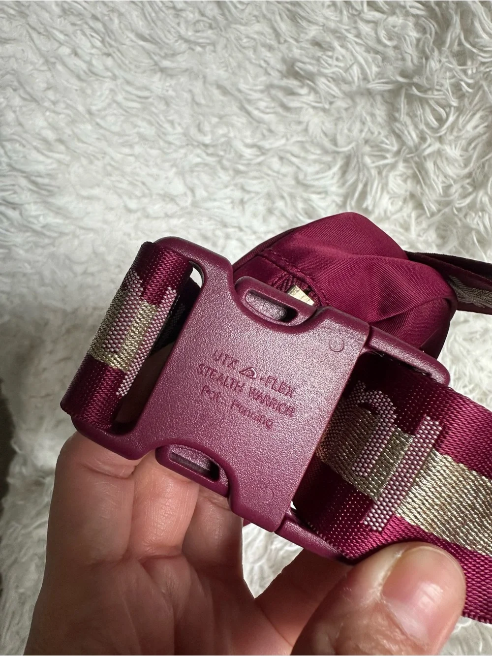 Lululemon Everywhere Burgundy Belt Bag